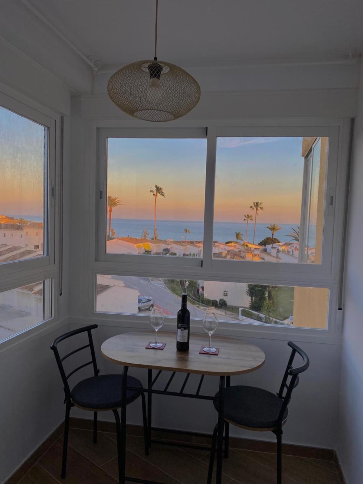 Апартаменты Sea View La Cala Малага Экстерьер фото